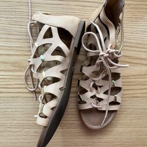 Steve Madden Gladiator sandals 8.5